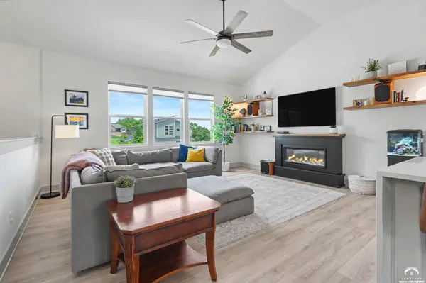 3907 Sweetclover ST, Lawrence, KS 66049