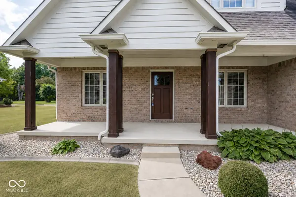 7082 Bitternut LN, Plainfield, IN 46168
