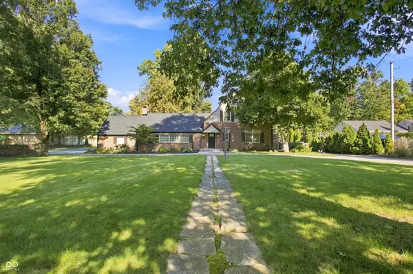 801 Eastwood DR, Frankfort, IN 46041