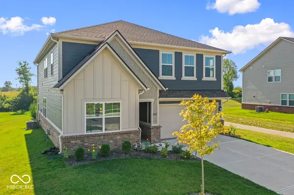 2735 Linwood AVE, Greenwood, IN 46143