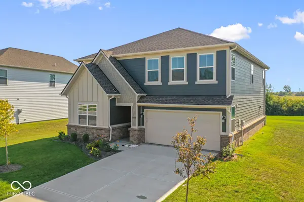 2735 Linwood AVE, Greenwood, IN 46143