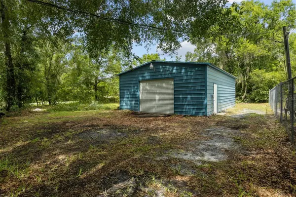 2211 PIONEER DR, Lakeland, FL 33809