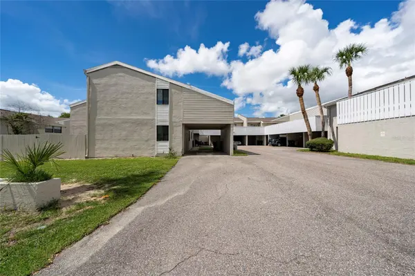1412 OAK PL #B, Apopka, FL 32712