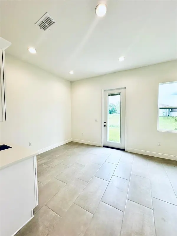 562 KILIMANJARO DR, Kissimmee, FL 34758