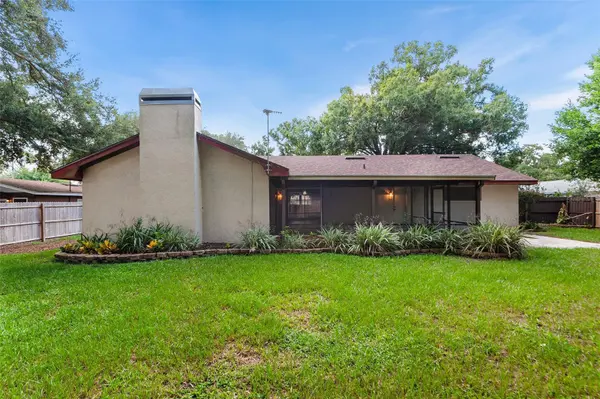 216 SHORE LOOP, Winter Haven, FL 33884