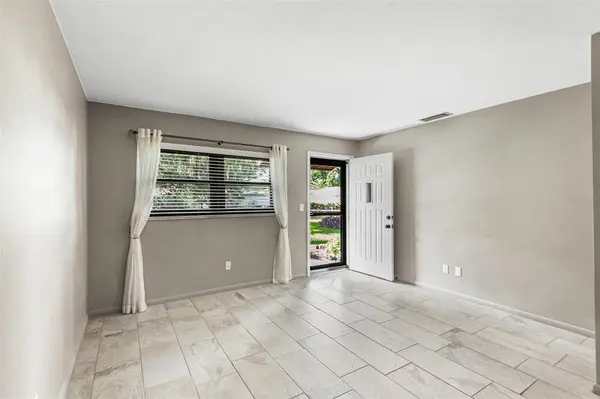 216 SHORE LOOP, Winter Haven, FL 33884