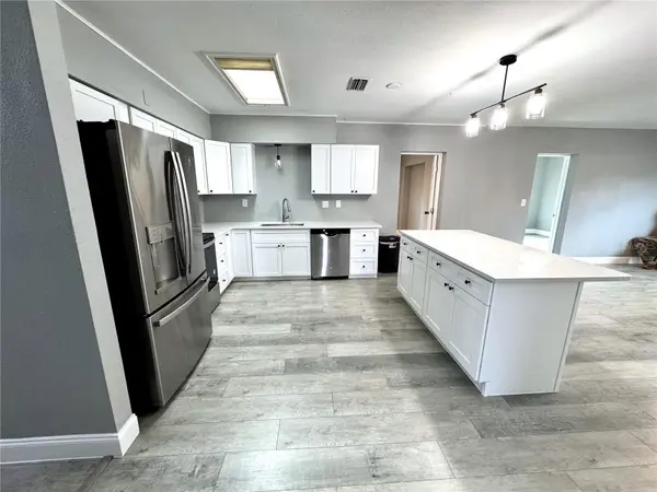 Address not disclosed, St Petersburg, FL 33702