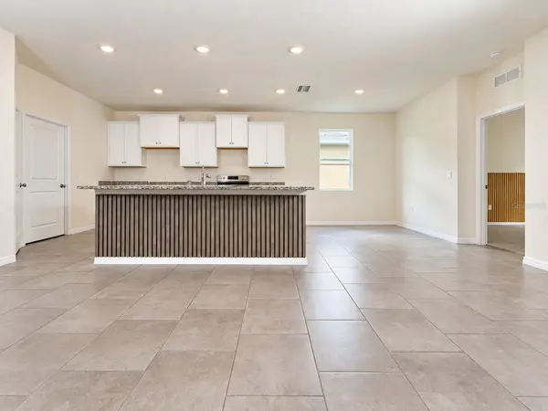 3504 CROOKED RIVER DR, Plant City, FL 33565