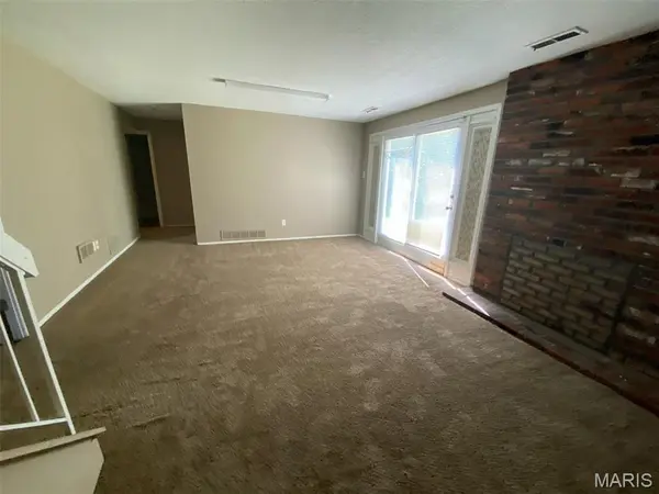 12673 Willow Trail DR, Black Jack, MO 63033