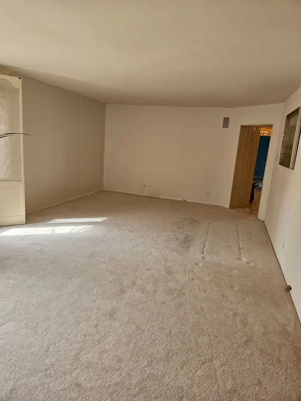 200 Lake BLVD #414, Buffalo Grove, IL 60089