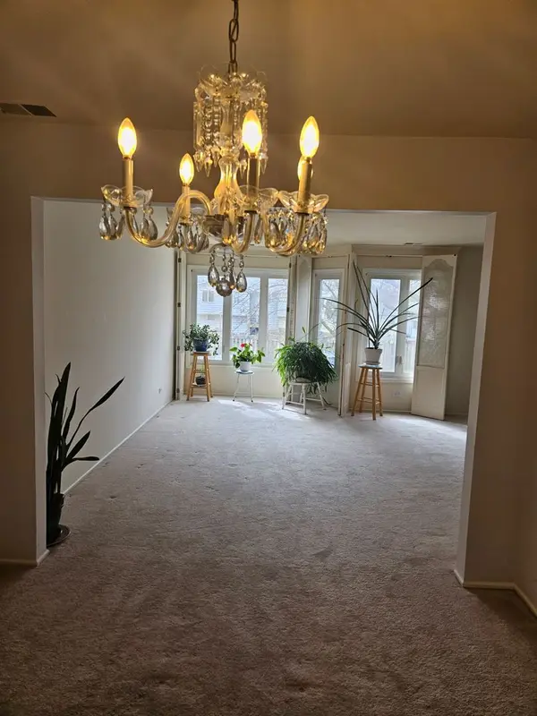 200 Lake BLVD #414, Buffalo Grove, IL 60089