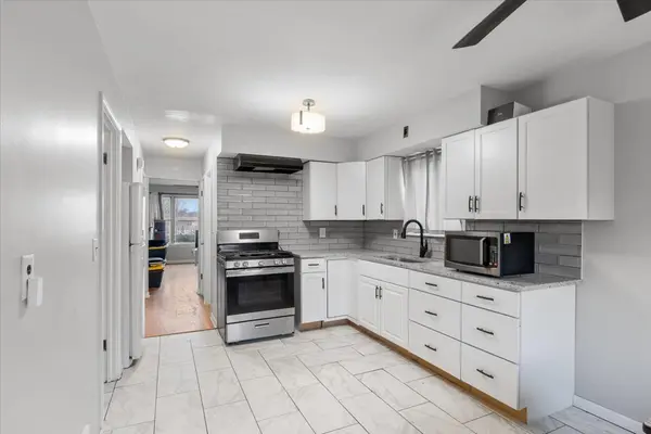 8053 S State ST, Chicago, IL 60619