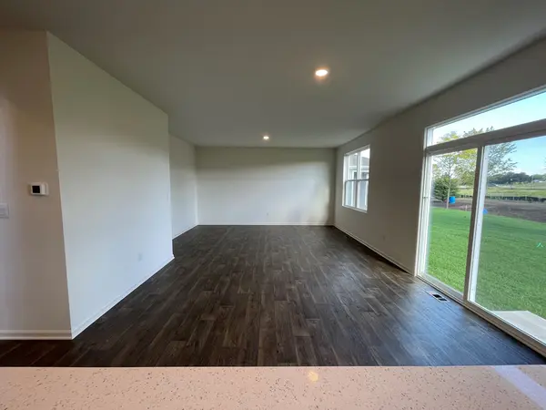 1341 Aspen LN, Pingree Grove, IL 60140