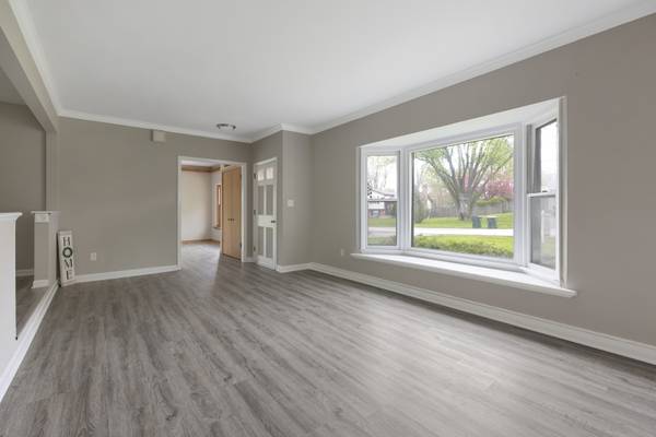 2117 Fairfield RD, Lindenhurst, IL 60046