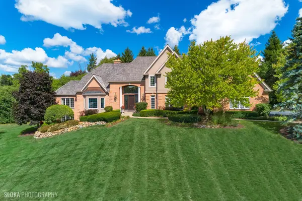 4 Marbury LN,  Barrington Hills,  IL 60010