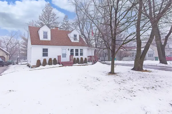 208 Villa AVE, Lake Villa, IL 60046