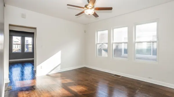 8042 S Michigan AVE, Chicago, IL 60619