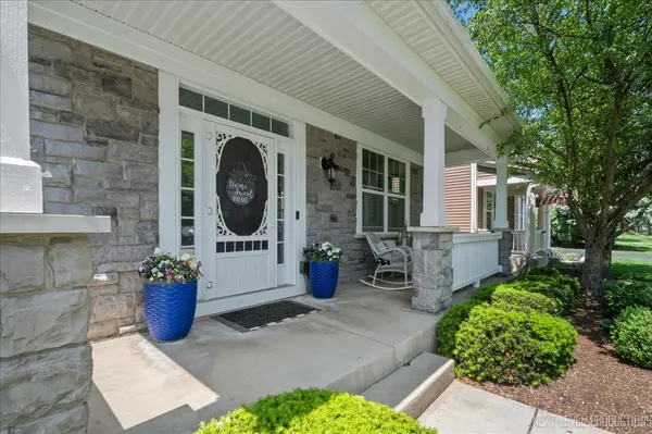 259 Sunbury DR, St. Charles, IL 60175