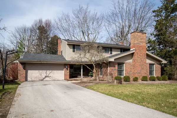 1800 Clover RD, Northbrook, IL 60062