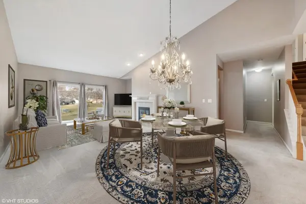 2804 Waterfront AVE, Algonquin, IL 60102