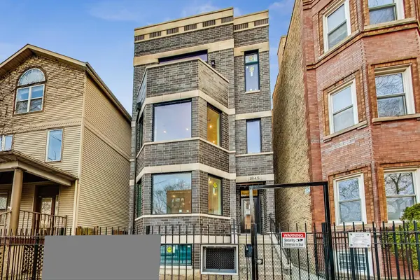 1845 W Waveland AVE #1, Chicago, IL 60613