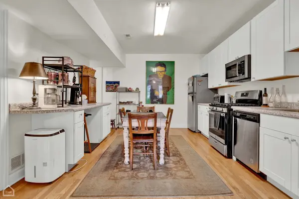 822 S Bishop ST #1, Chicago, IL 60607