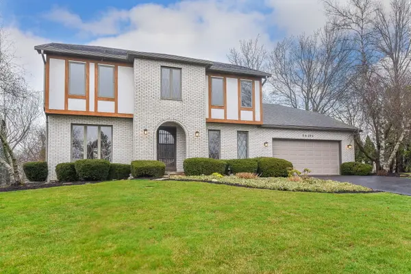 5N396 Paddock LN, St. Charles, IL 60175