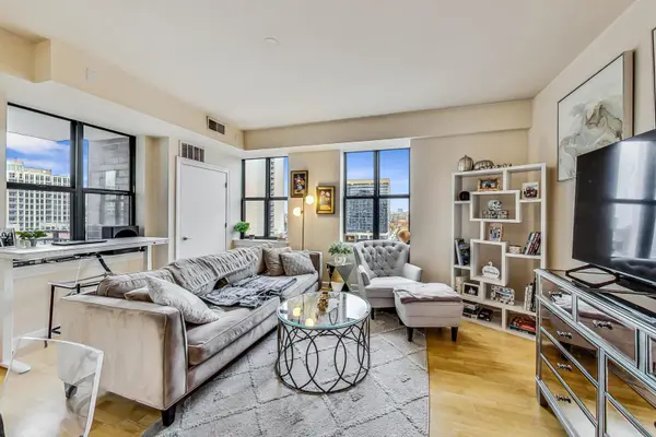 451 W HURON ST #1201, Chicago, IL 60654