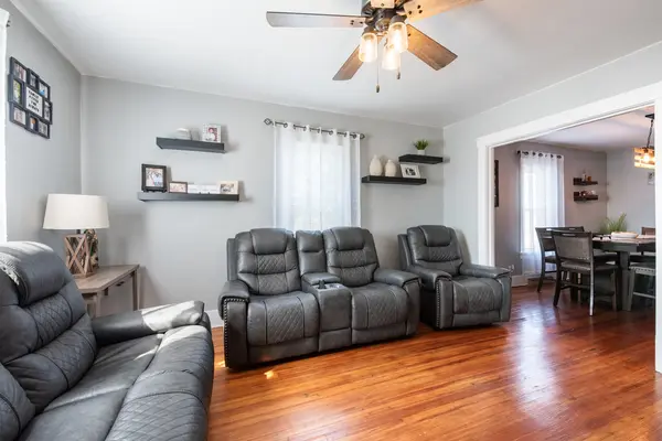 12502 N Springfield RD, Baileyville, IL 61007