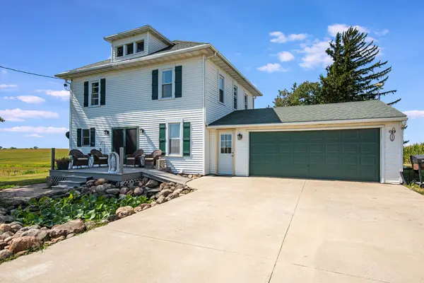 12502 N Springfield RD, Baileyville, IL 61007