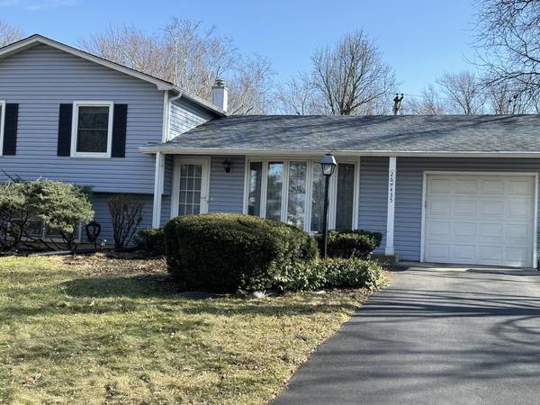 26w435 Blair ST, Winfield, IL 60190