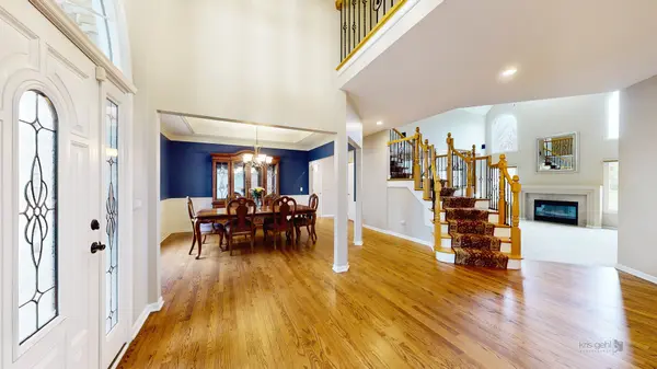 2581 Sutton LN, Aurora, IL 60502