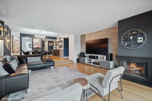 619 Glenview AVE #303, Highland Park, IL 60035