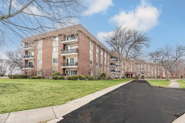 1030 S Fernandez AVE #3C, Arlington Heights, IL 60005