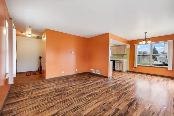12207 Fairway CIR #A, Blue Island, IL 60406