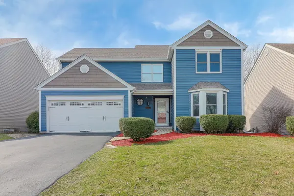 758 Lancaster LN, Geneva, IL 60134
