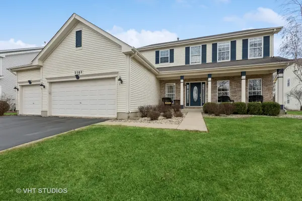 2582 Sagamore CIR, Aurora, IL 60504