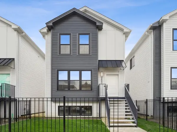 2511 W Lexington ST, Chicago, IL 60612