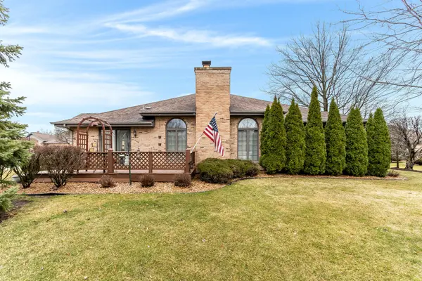 20723 HUNT CLUB DR #20723, Frankfort, IL 60423