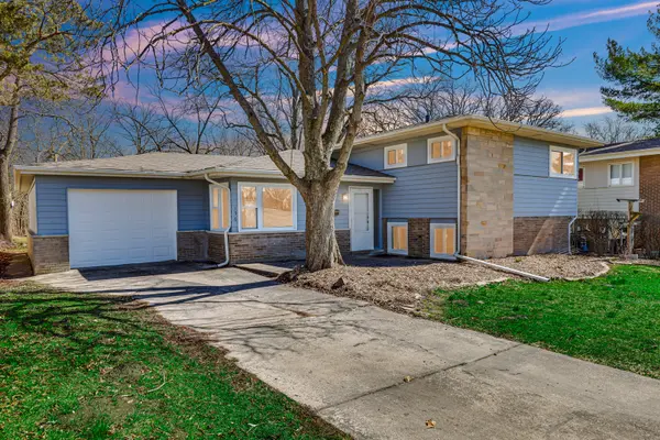 156 CHESTNUT ST, Park Forest, IL 60466