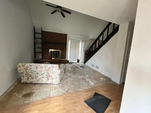38183 N Loyola AVE, Beach Park, IL 60087