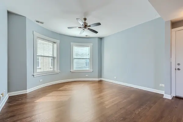 1440 W Carmen AVE #2, Chicago, IL 60640