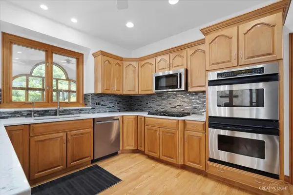 1029 Forest TRL, Sugar Grove, IL 60554