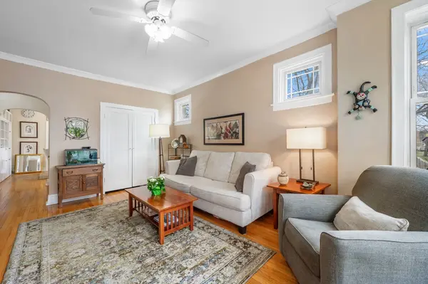 2501 N Washtenaw AVE #1, Chicago, IL 60647