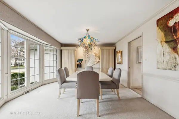 3633 Bernay DR, Northbrook, IL 60062
