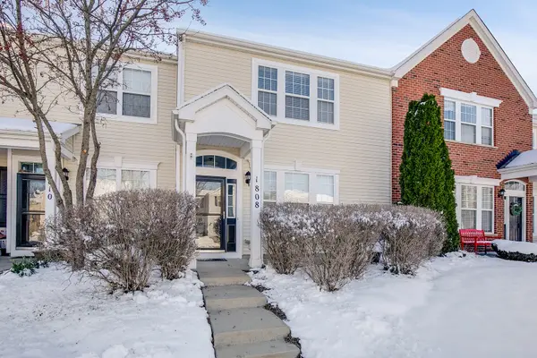 1808 Powers RD, Woodstock, IL 60098