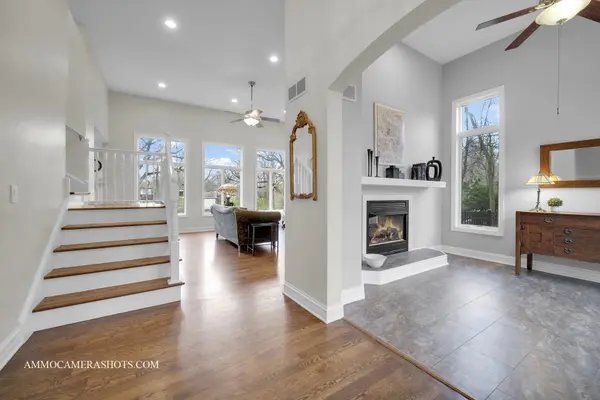 3N175 Lakewood DR, West Chicago, IL 60185