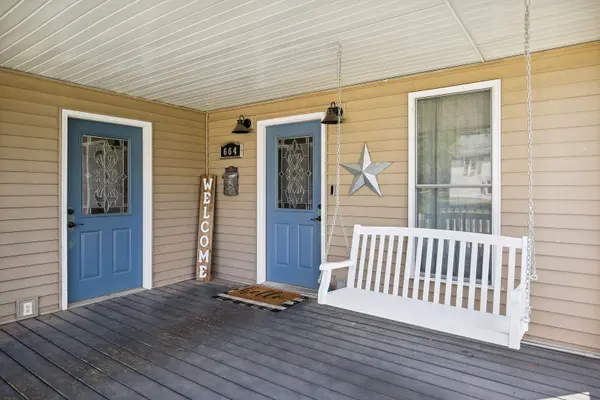 664 N Macon ST, Bement, IL 61813