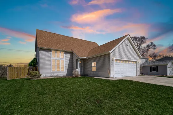 316 Wellington DR, Streamwood, IL 60107