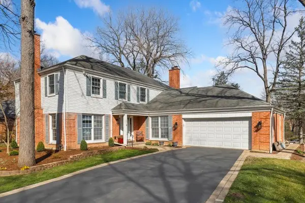 4208 Oaksbury LN, Rolling Meadows, IL 60008